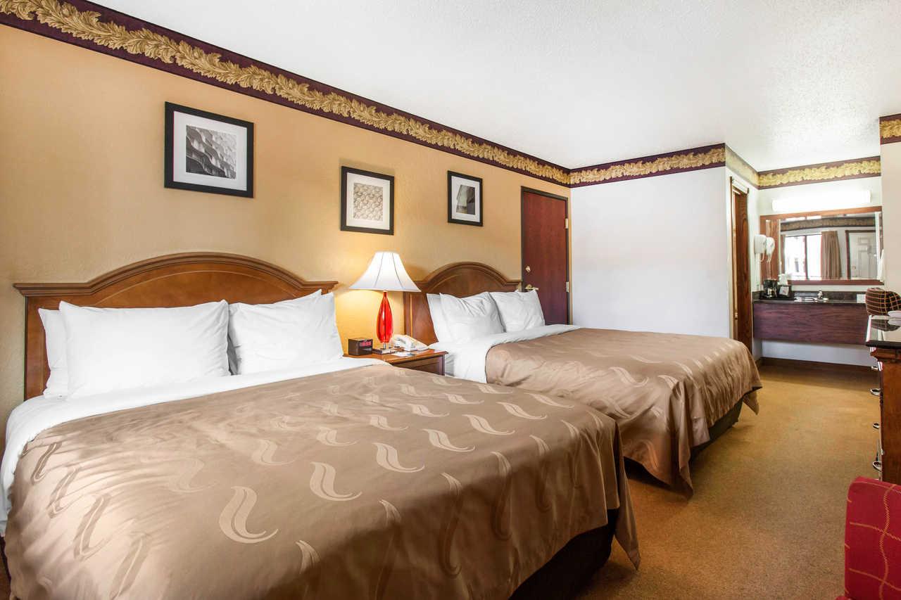 Quality Inn Keystone Near Mount Rushmore Экстерьер фото