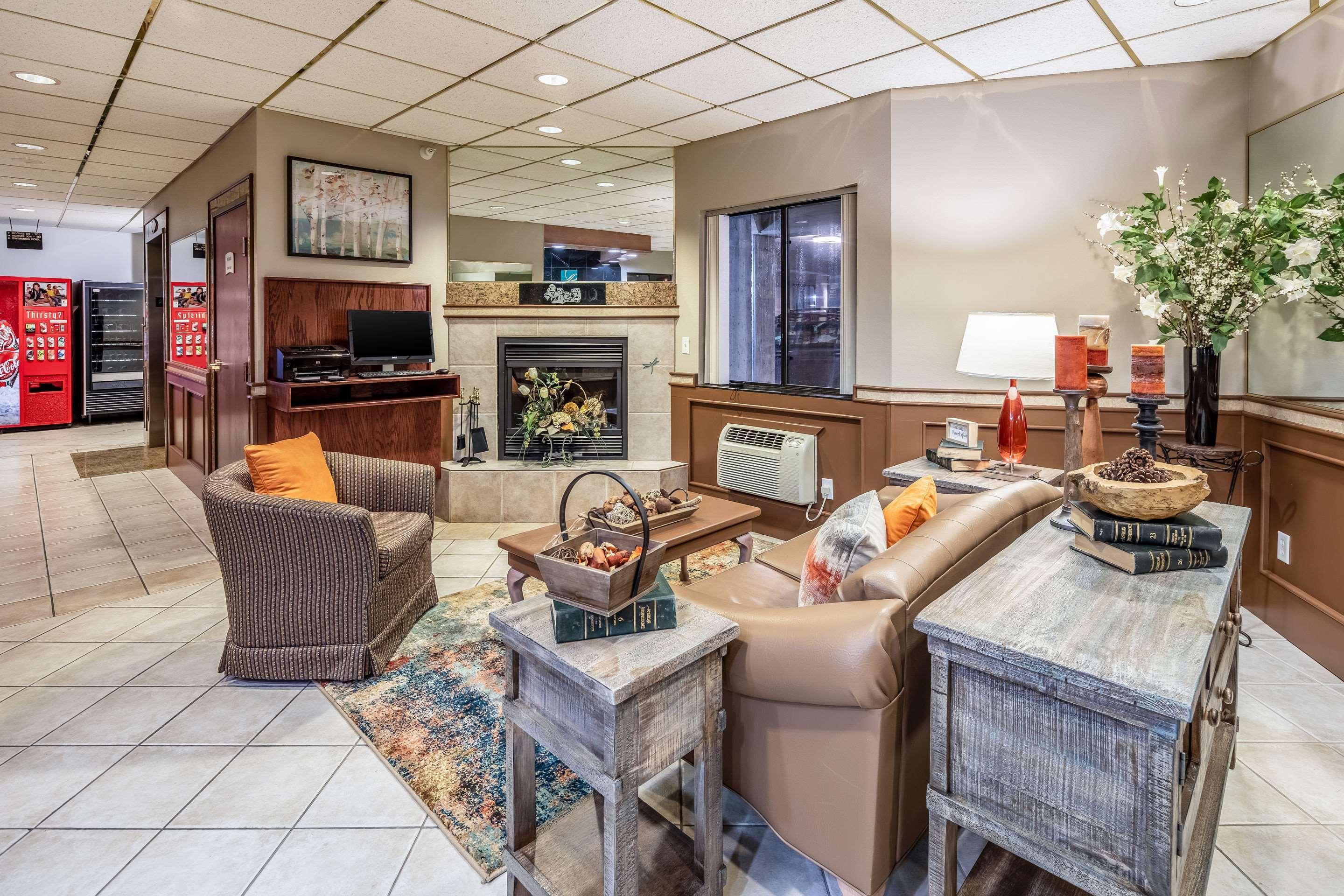 Quality Inn Keystone Near Mount Rushmore Экстерьер фото