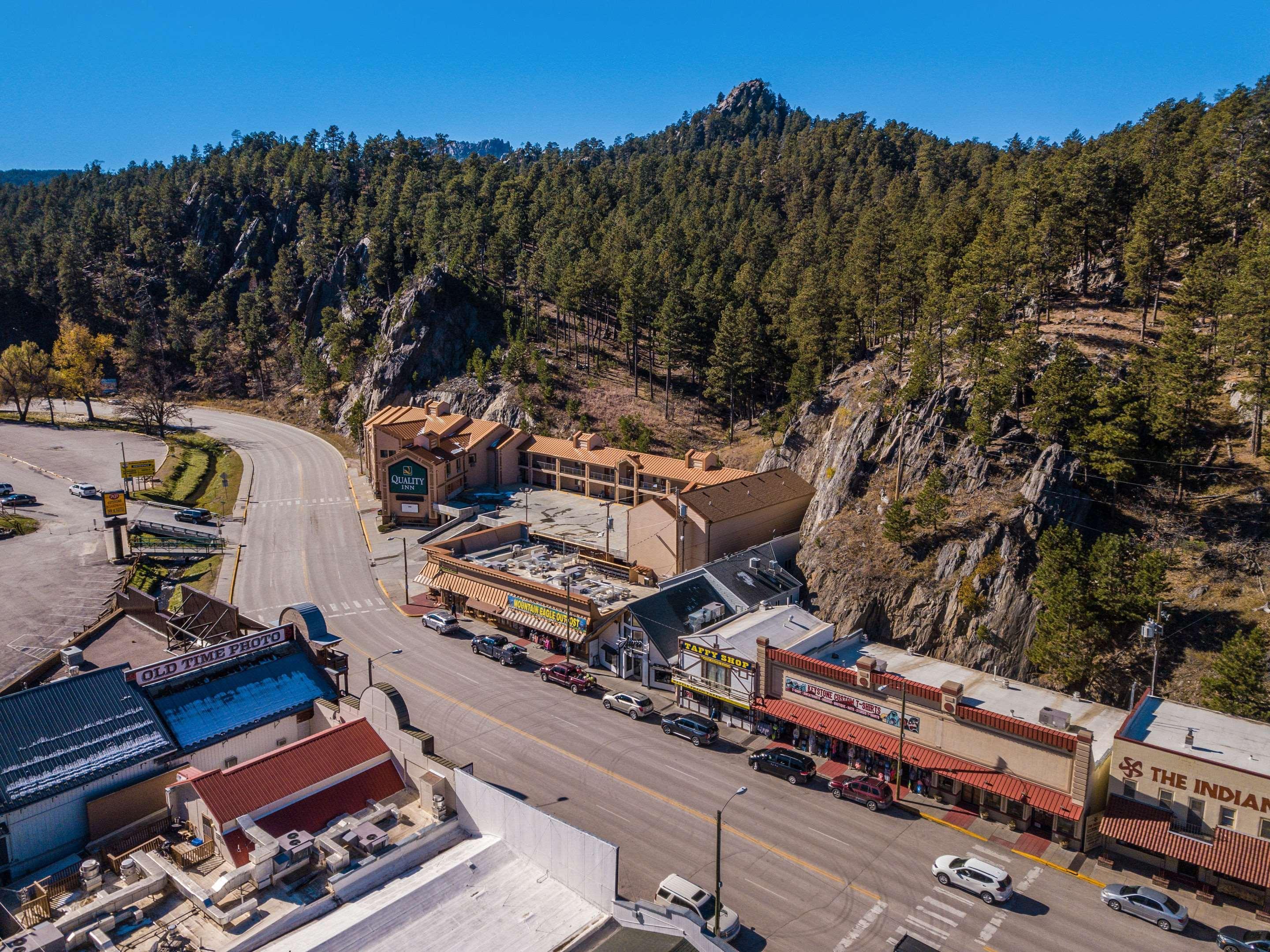 Quality Inn Keystone Near Mount Rushmore Экстерьер фото