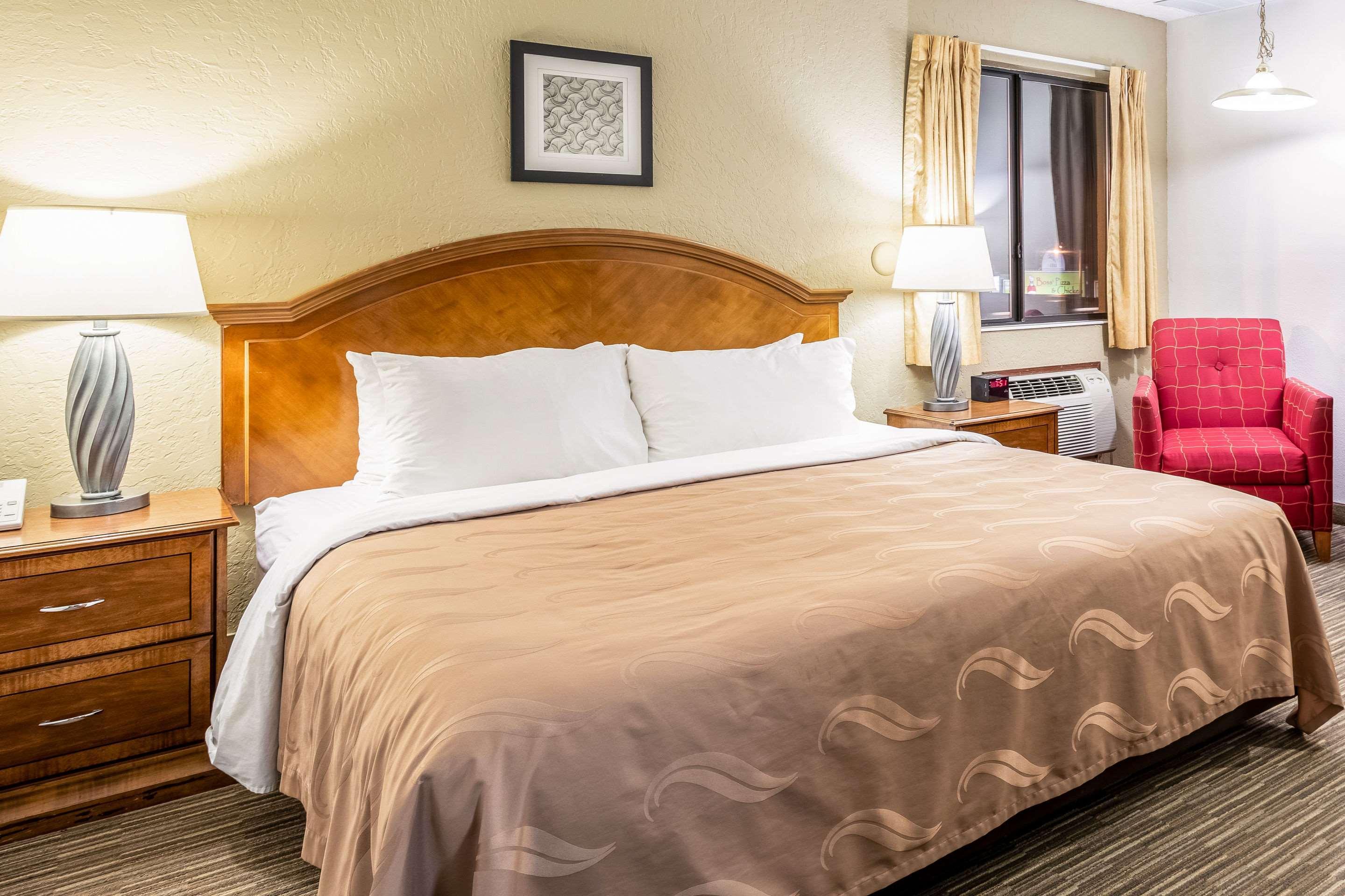 Quality Inn Keystone Near Mount Rushmore Экстерьер фото