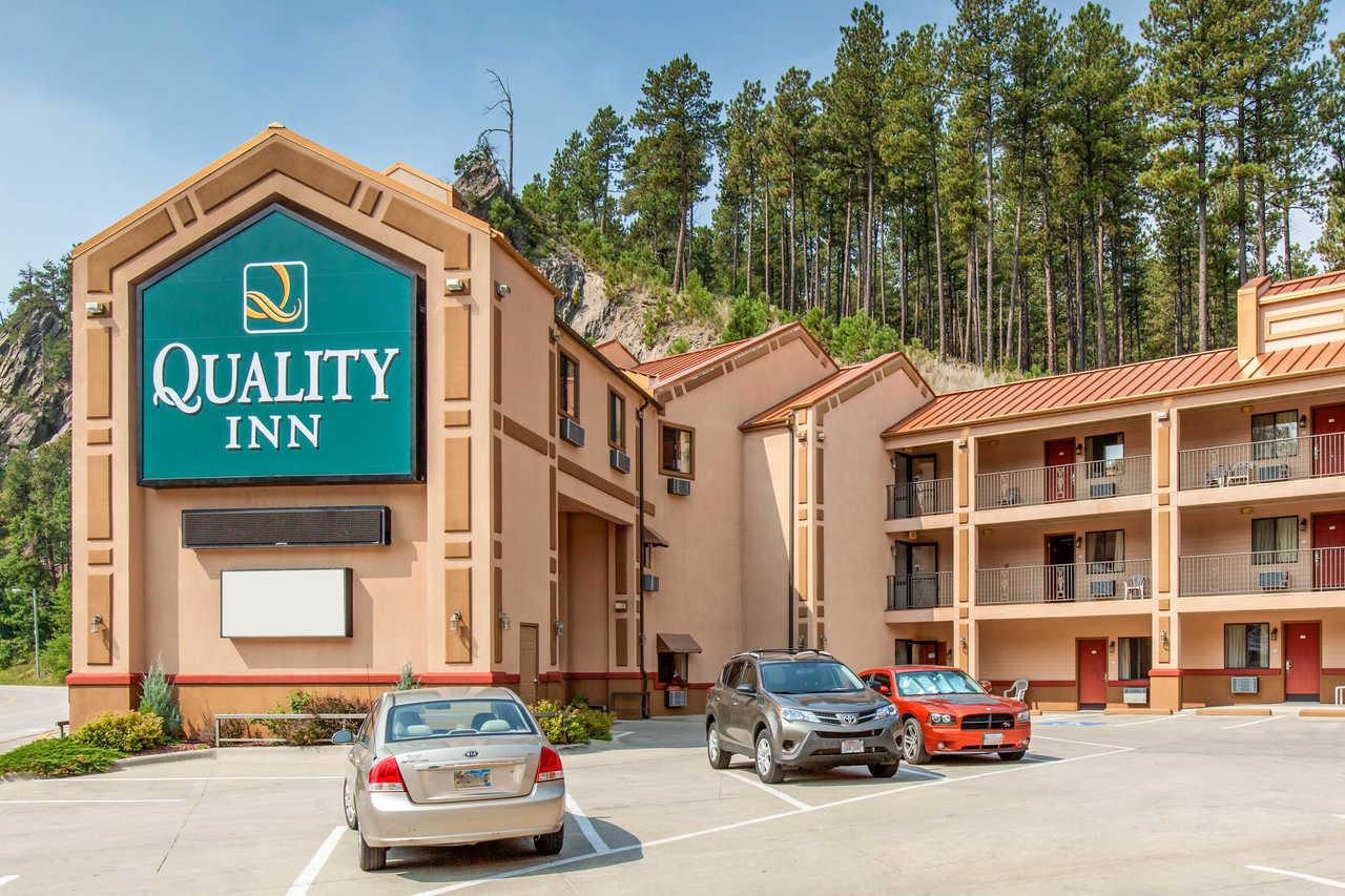 Quality Inn Keystone Near Mount Rushmore Экстерьер фото